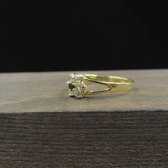 Size 6.25 14K Gold Floral Cubic Zirconia Gem Ring - Picture 2 of 8